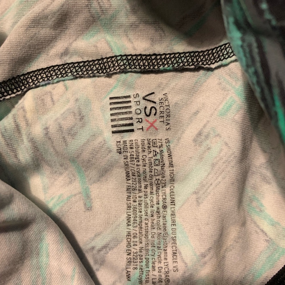 Victoria’s Secret leggings